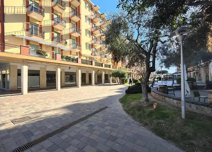 Roma 32 By Tempovacanza Marina dʼAndora