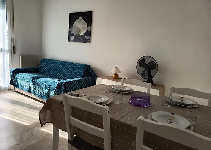 Roma 32 By Tempovacanza Marina dʼAndora